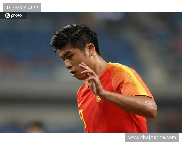 张玉宁：甘坐冷板凳的冠军执念，替补席上的 MVP 级逆袭